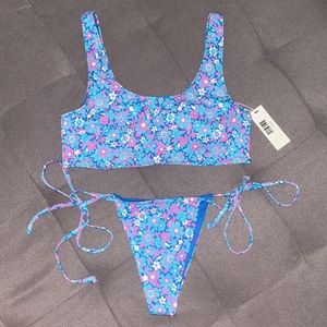 Frankie’s Bikini Blue Wave Set
